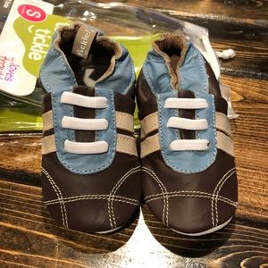 Tommy Tickle Leather Soft Sole Shoes S/0-6M